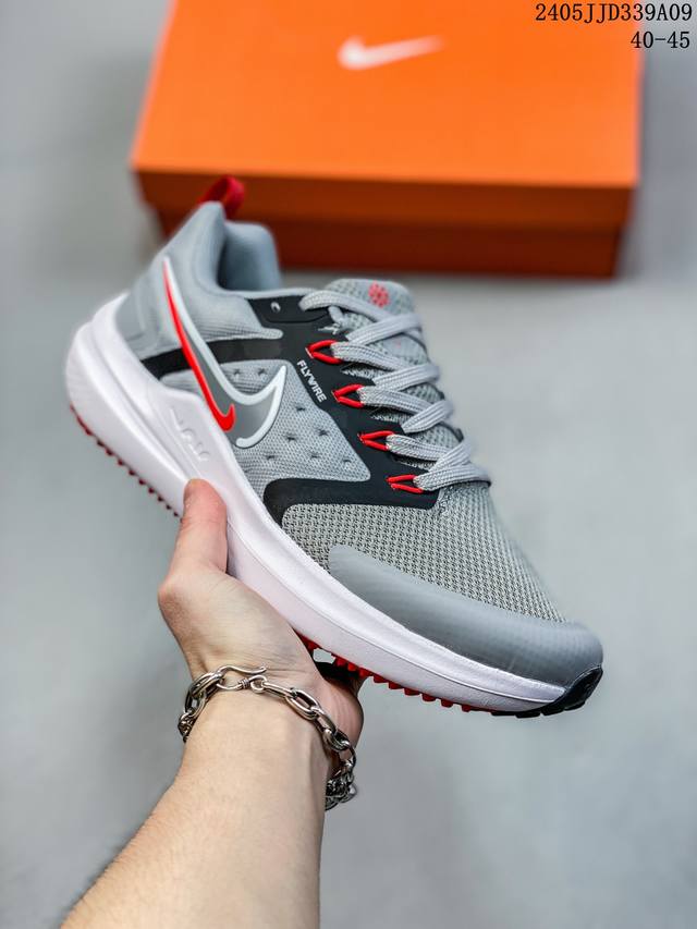 耐克 Nike Air Zoom Pegasus W11 X登月针织网面透气跑步鞋厚底增高男女鞋 兼顾迅疾外观和稳固脚感 后跟覆面和中足动态支撑巧妙融合 缔造稳