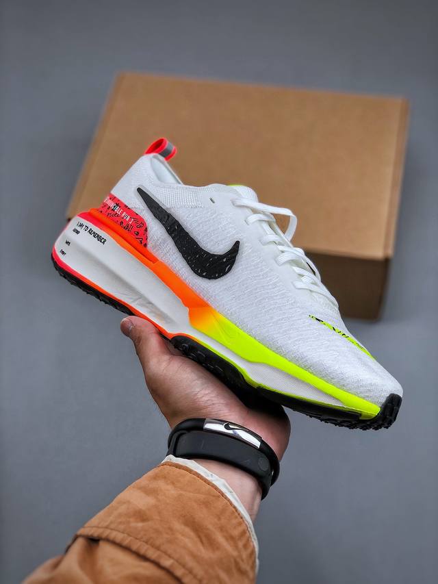 Nike Zoom X Invincible Run Fk 3 马拉松机能风格运动鞋 Hf4915-100 #鞋款搭载柔软泡绵，在运动中为你塑就缓震脚感。设计灵